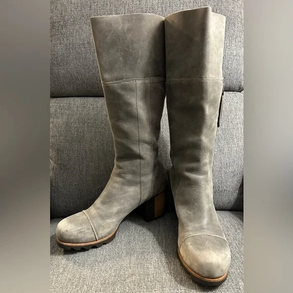 Sorel Addington Distressed Gray Leather Tall Heeled Boots size 9 - Picture 6 of 12